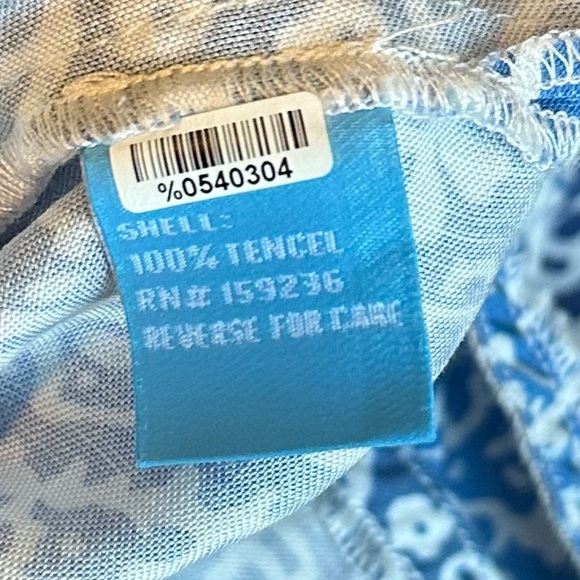 J McLaughlin 3/4 Sleeve Patchwork Paisley Tunic Top Cover Up Beach Blue Large - Picture 12 of 12